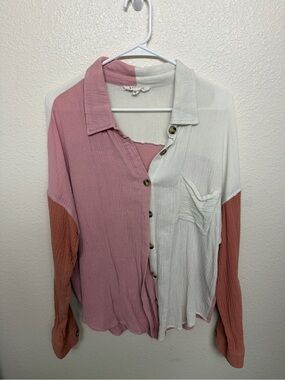 heyday Two-Tone Button-Down Shirt in Pink and Cream with Rust Sleeves